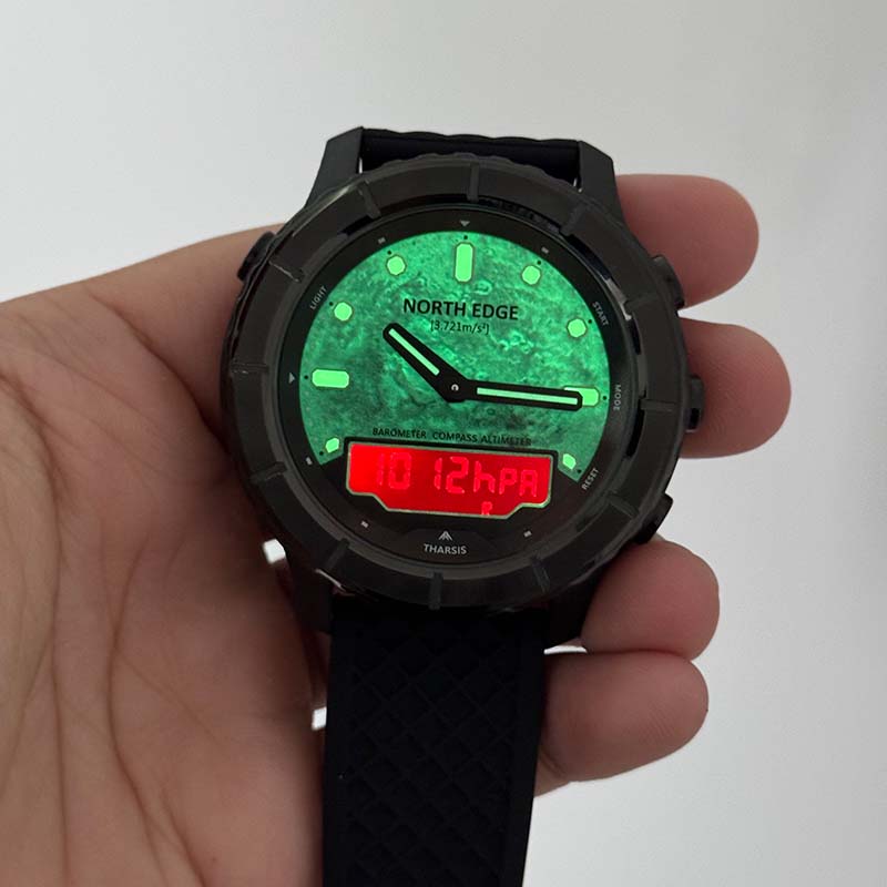 ساعة رياضية رجالية من نورث إيد - مراجعة Altimeter Compass Watch وسعره